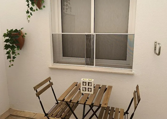 Summer Apartment *