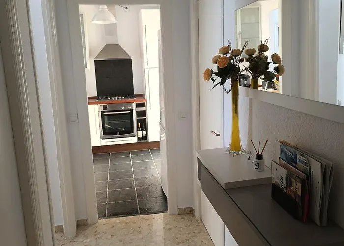 Summer Apartment *